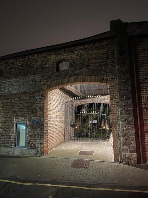 헤리퍼드 The Old Sack Warehouse 빌라 외부 사진